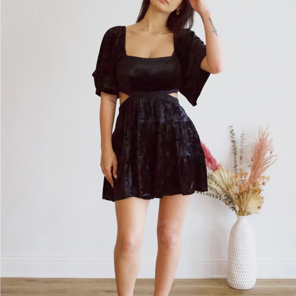 Chic Black Cutout Dress